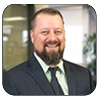 Headshot of Stephen Parama