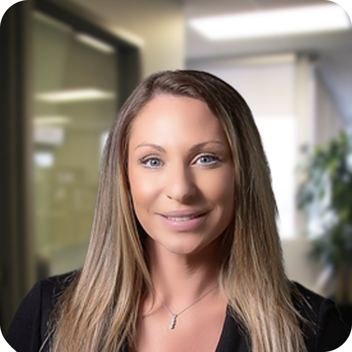 Headshot of Candace Wood